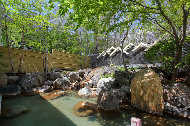 Open-air hot spring rock bath
