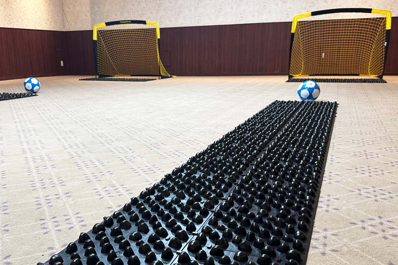 足つぼサッカールーム